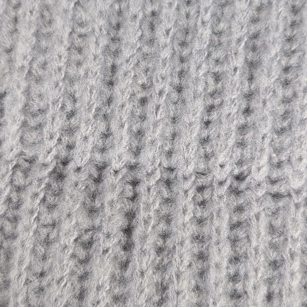 APPARIS Nokia Gray Chunky Knit Scarf